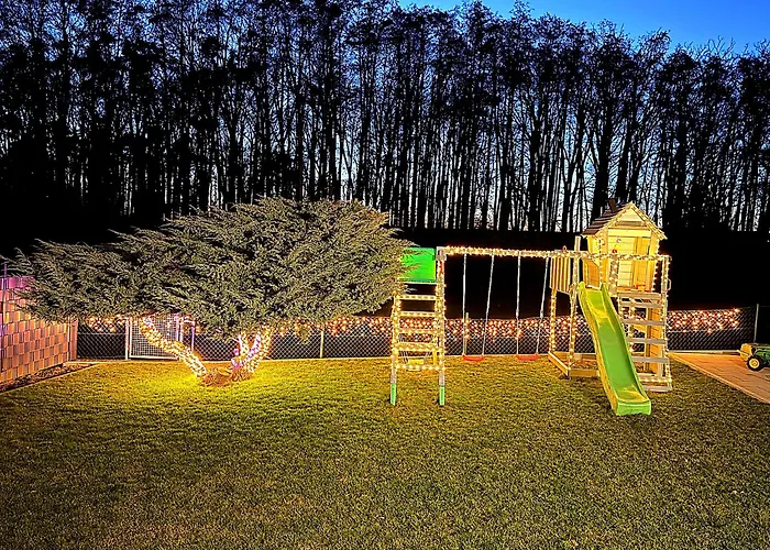 Familienfreundliche Mit Garten & Spielplatz Nahe Nuernberg Playmobil Funpark Veitsbronn