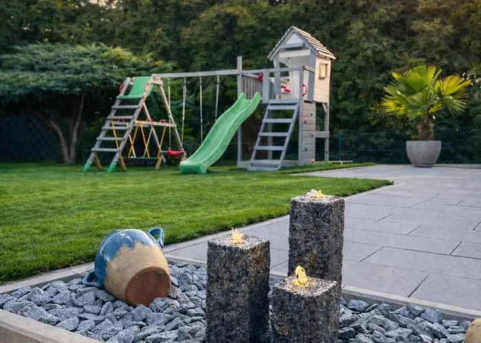 Prázdninový dům Familienfreundliche Mit Garten & Spielplatz Nahe Nuernberg Playmobil Funpark